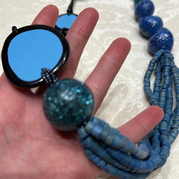 NWT Decouture Resin and Kukui Statement Necklace - Picture 3 of 7